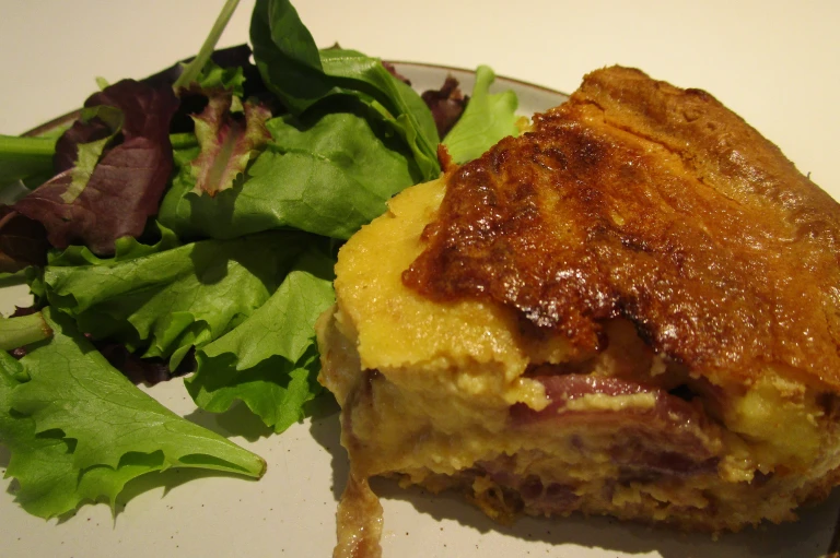 Caramelised Onion And Cheddar Quiche
